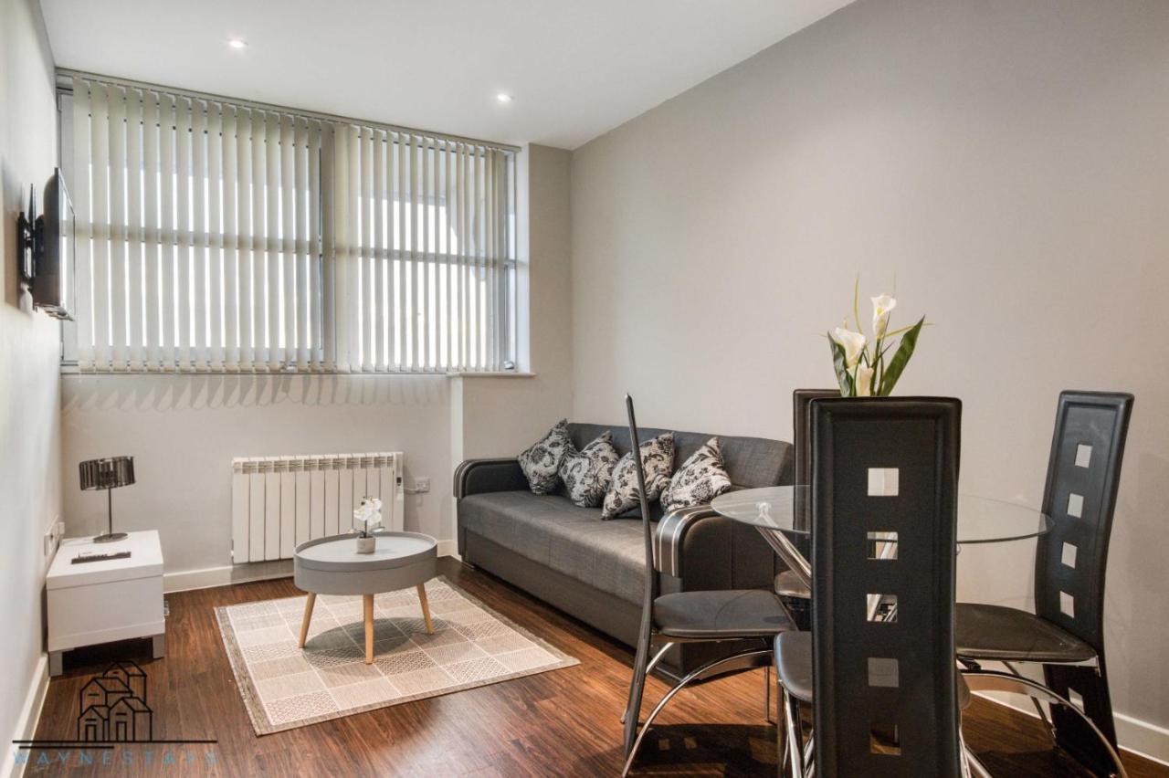 Апартаменты Cosy 1-Bed By Heathrow Airport Лондон Экстерьер фото